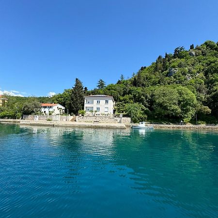 Villa Lovorka By Villa Eva Omišalj Eksteriør billede