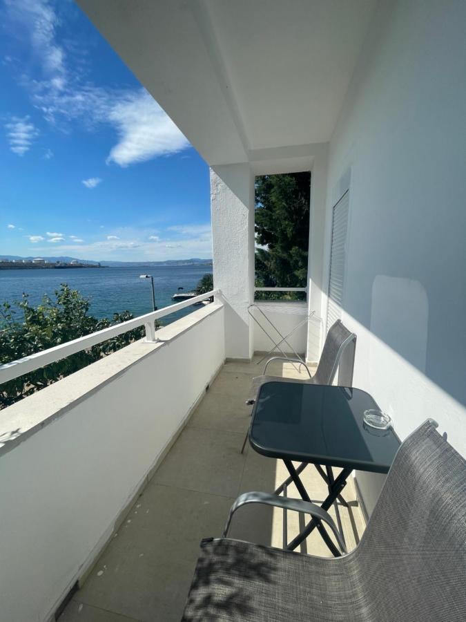 Villa Lovorka By Villa Eva Omišalj Eksteriør billede